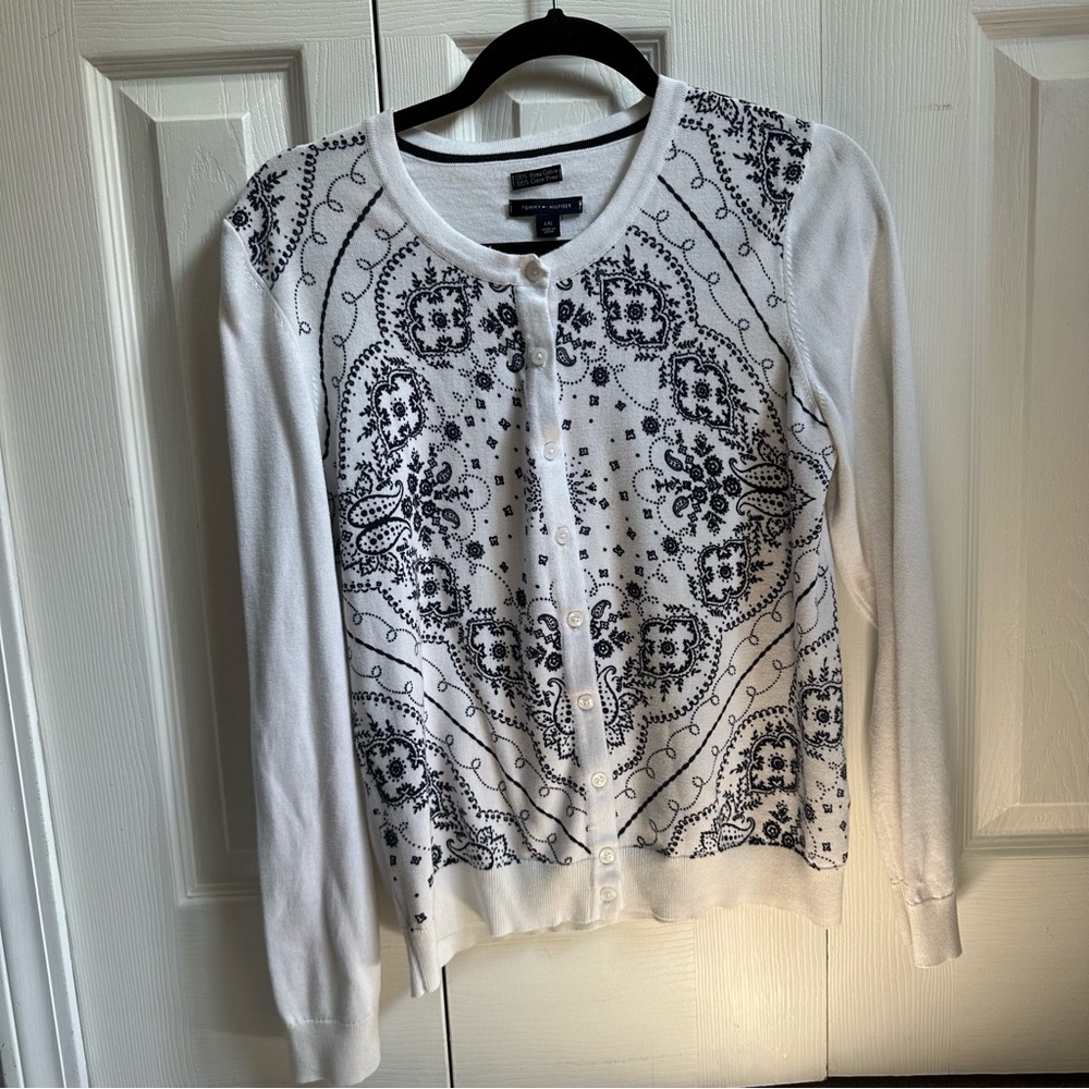 Tommy Hilfiger Button Front Long Sleeve Cardigan